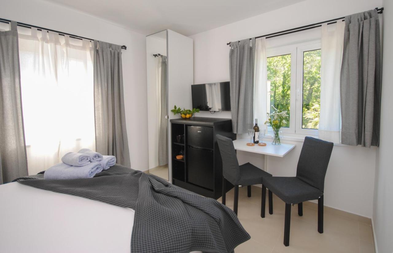 Rooms Dilk Vis Exterior photo