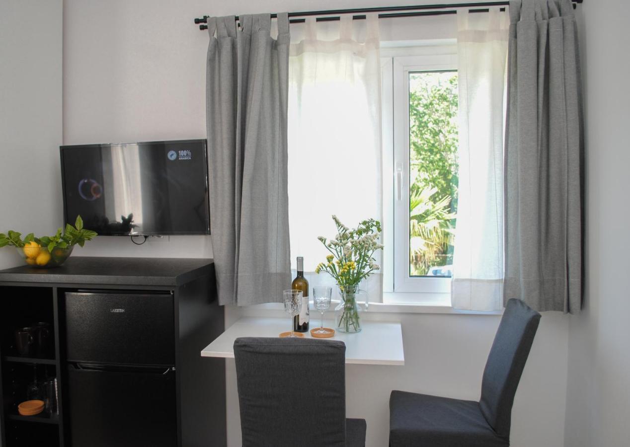 Rooms Dilk Vis Exterior photo